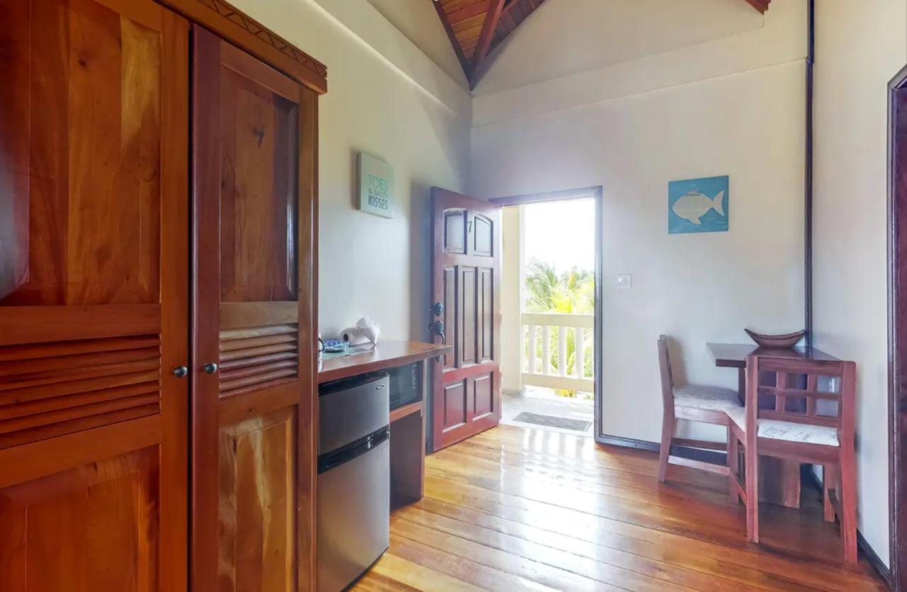 Sandy Feet Beach Resort Placencia Ngoại thất bức ảnh